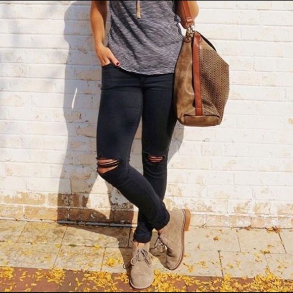 clarks women's acre bridge ankle bootie